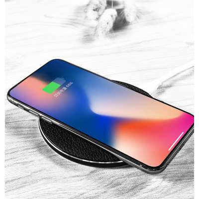 New product QI Wireless Charger for iPhone Xs Max X 8 Plus 10W Fast Charging Pad